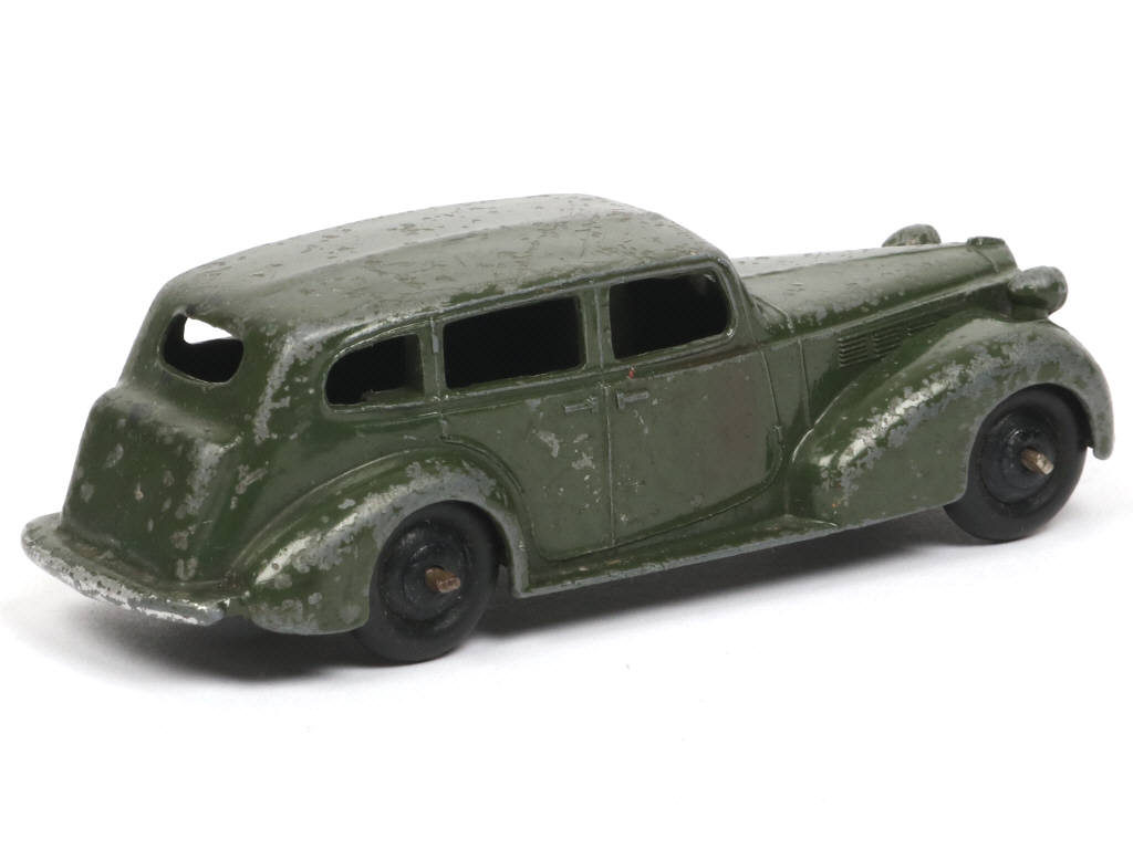 Lot 332 - DINKY TOYS (GB) (1)