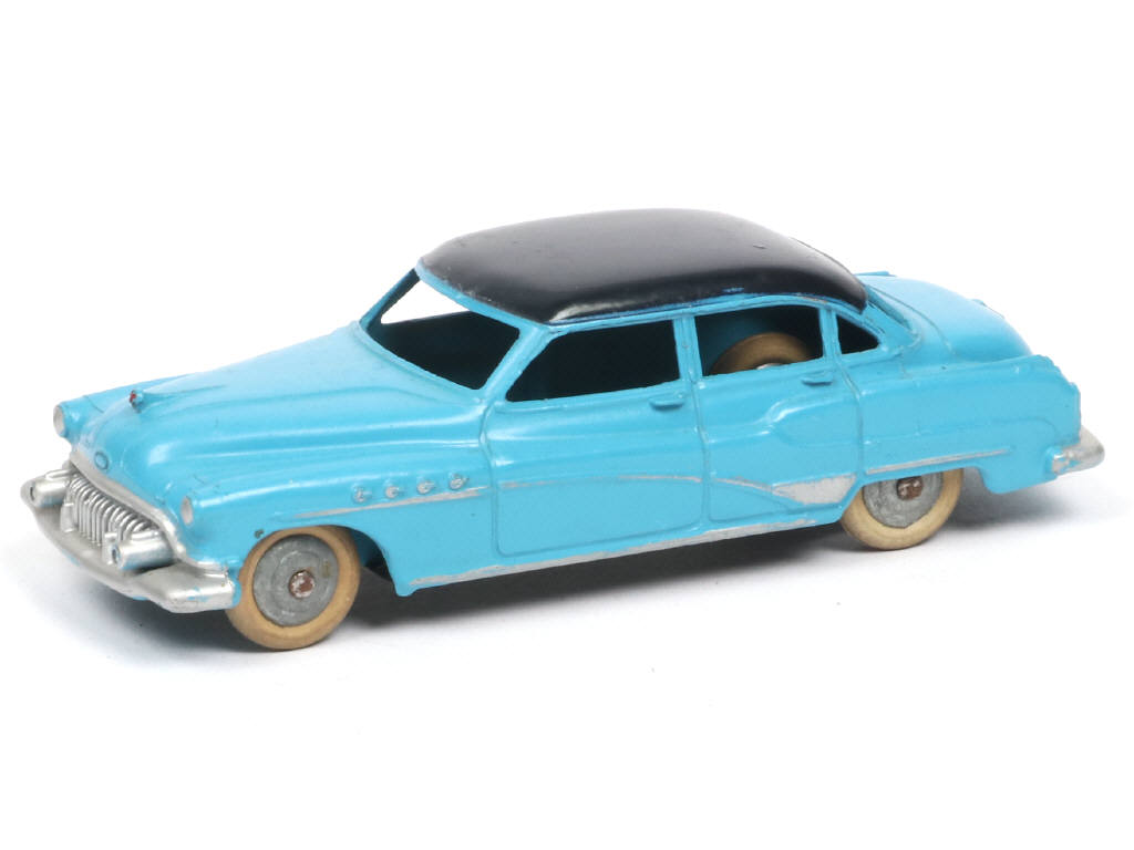 Lot 312 - DINKY TOYS (FRANCE) (1)