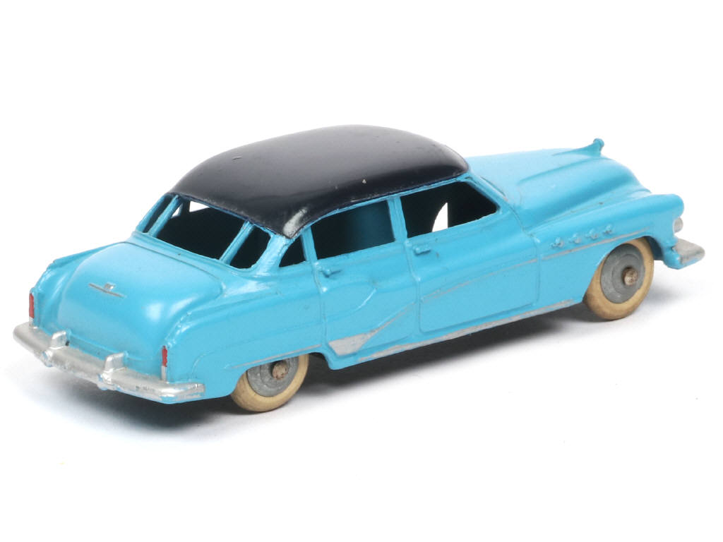 Lot 312 - DINKY TOYS (FRANCE) (1)