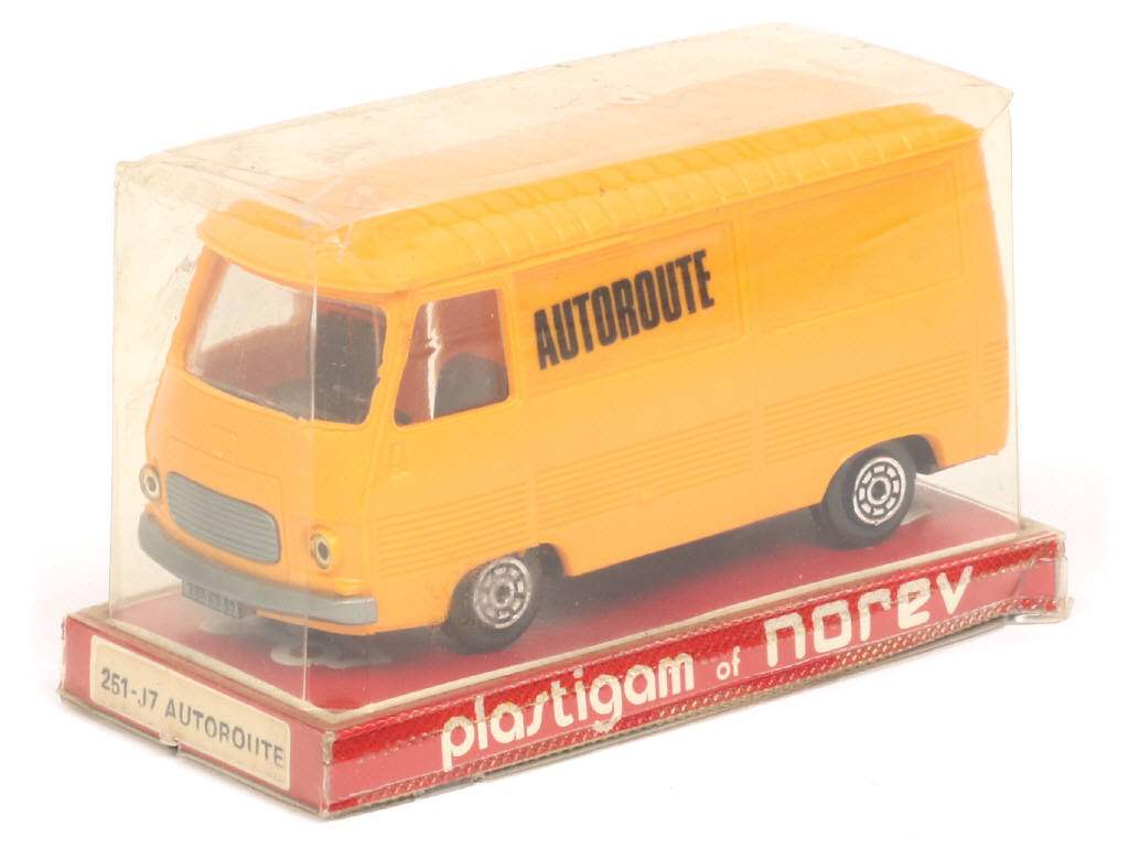 Lot 216 - NOREV (FRANCE) (1)