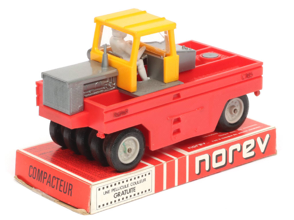 Lot 211 - NOREV (FRANCE) (1)