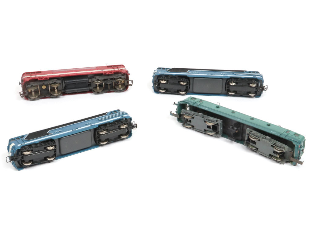 Lot 64 - DIVERS 'HO' (4)