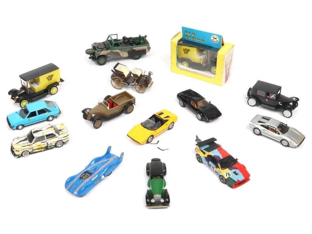 Lot 150 - DIVERS (14)