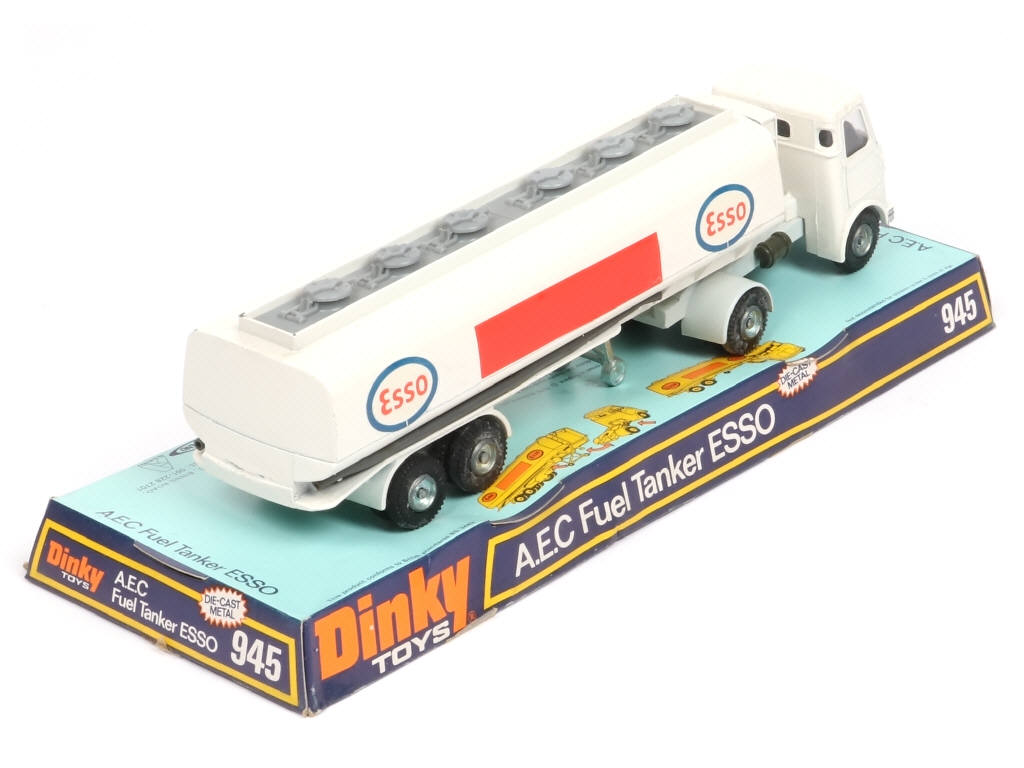 Lot 324 - DINKY TOYS (GB) (1)