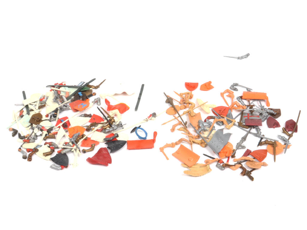 Lot 62 - DIVERS (40)