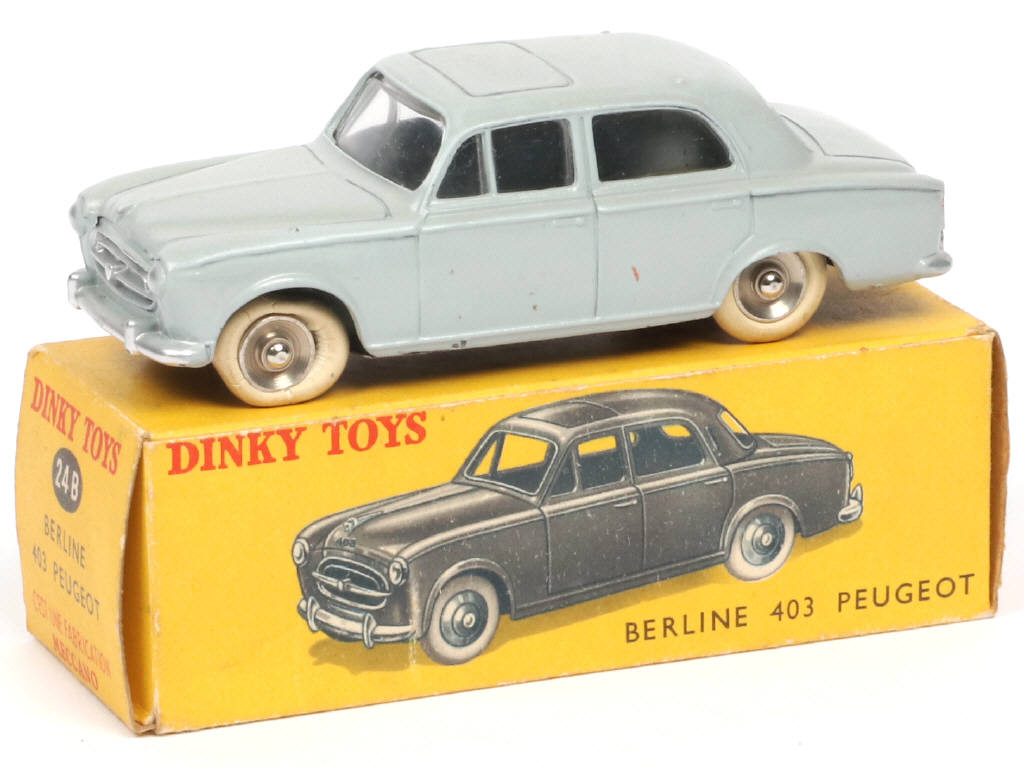 Lot 417 - DINKY TOYS (FRANCE) (1)