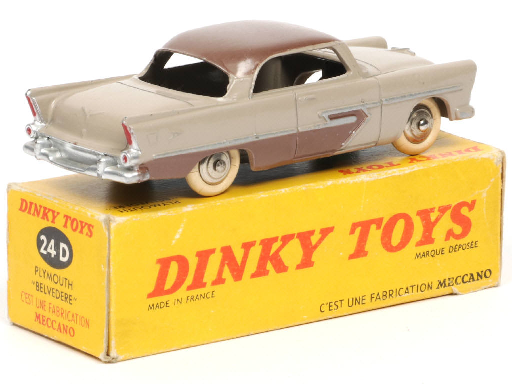 Lot 404 - DINKY TOYS (FRANCE) (1)