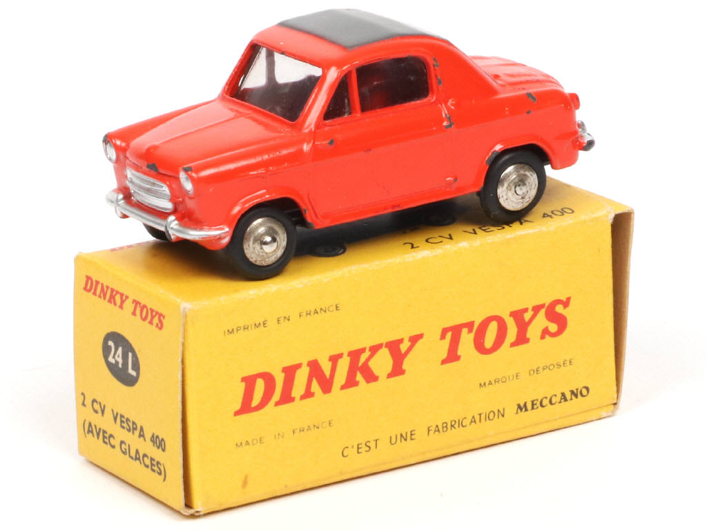 Lot 409 - DINKY TOYS (FRANCE) (1)
