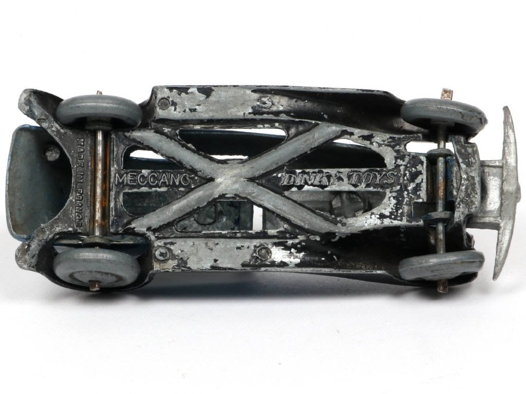 Lot 369 - DINKY TOYS (FRANCE) (1)