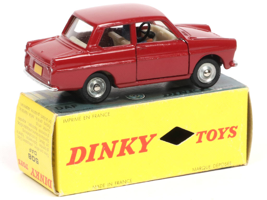 Lot 427 - DINKY TOYS (FRANCE) (1)