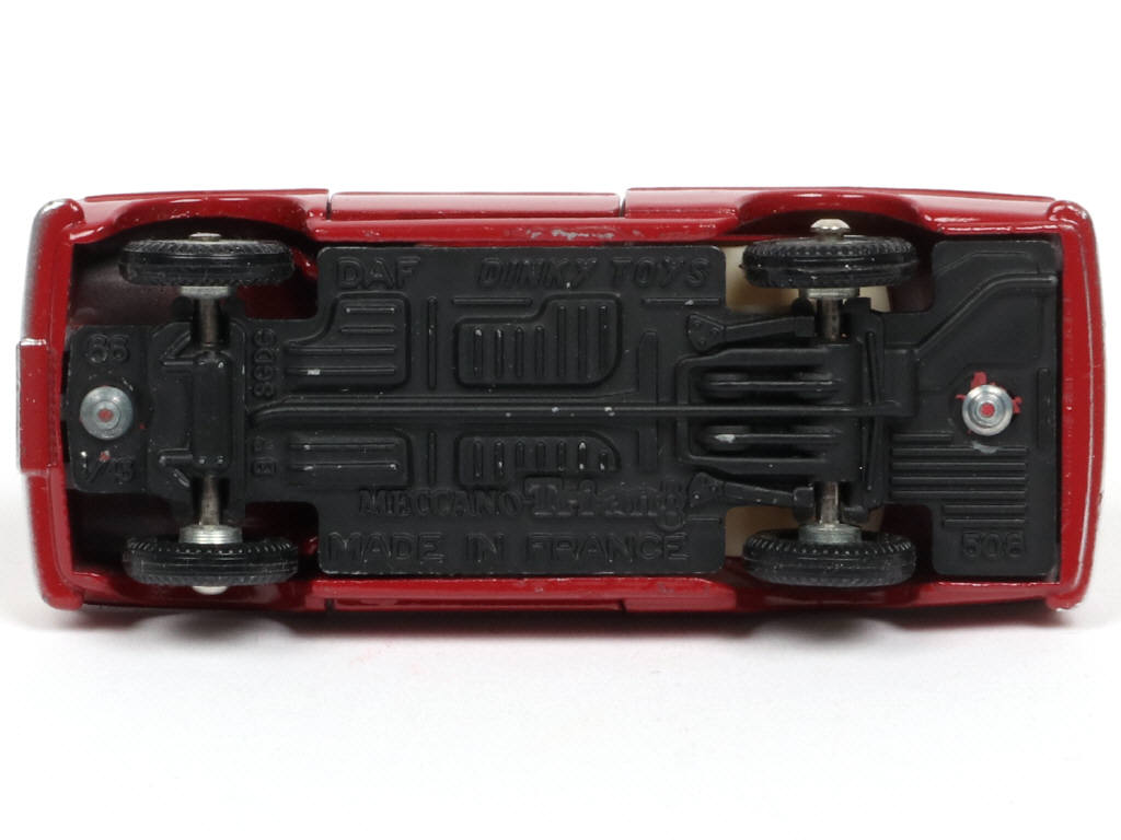 Lot 427 - DINKY TOYS (FRANCE) (1)