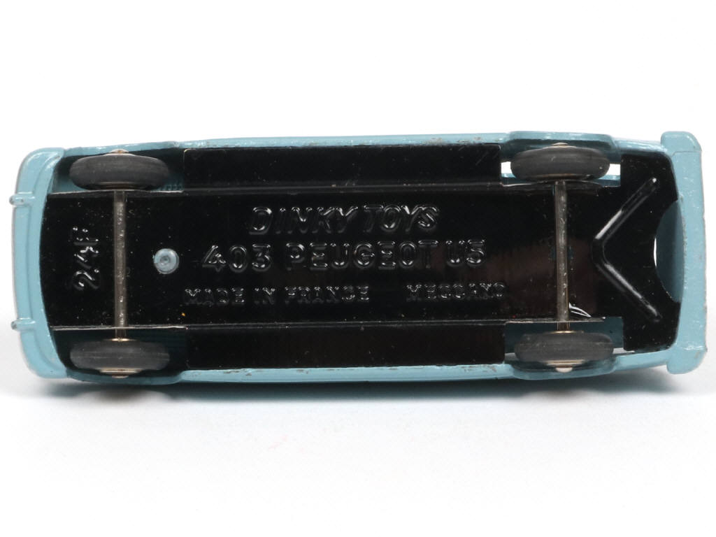 Lot 406 - DINKY TOYS (FRANCE) (1)