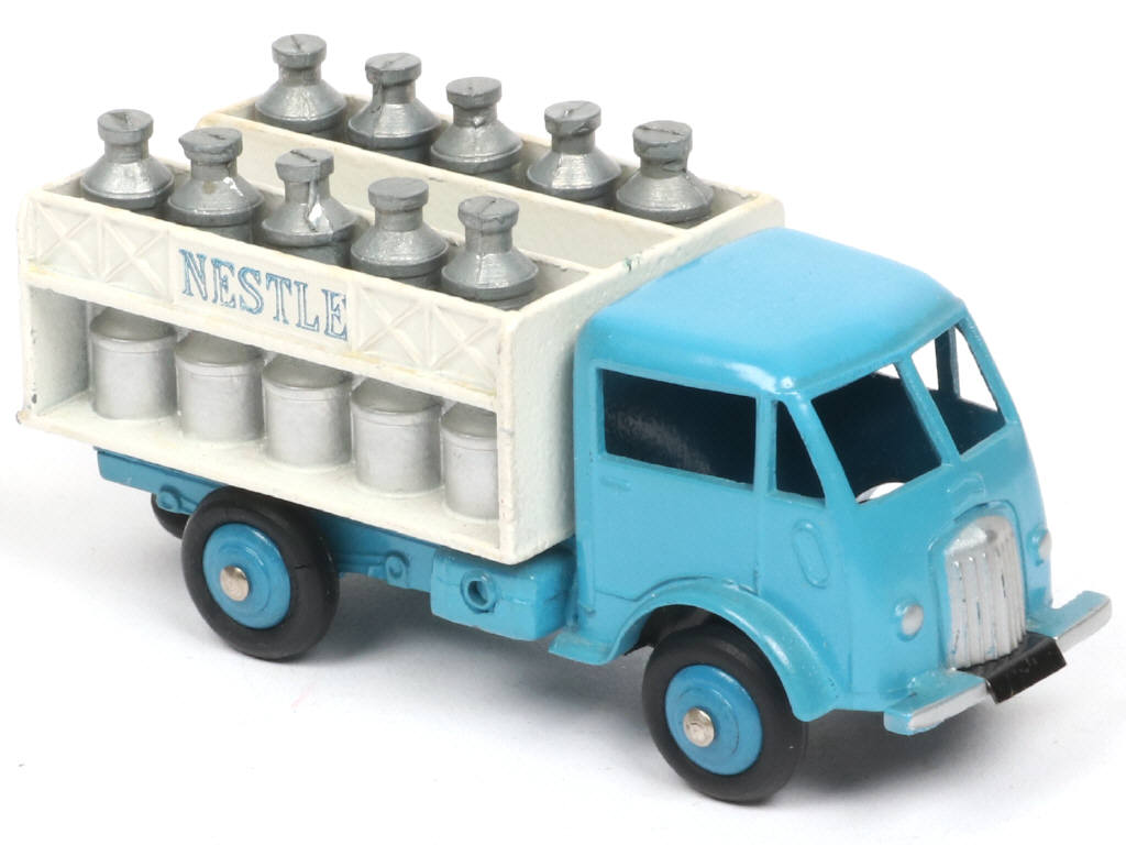 Lot 460 - DINKY TOYS (FRANCE) (1)