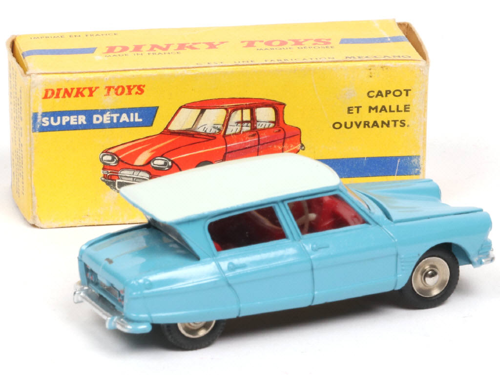 Lot 425 - DINKY TOYS (FRANCE) (1)