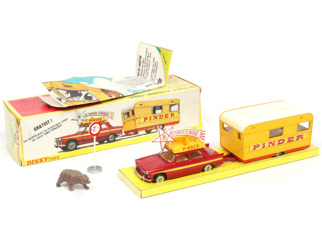 Lot 475 - DINKY TOYS (FRANCE) (1)