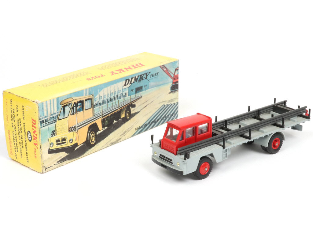 Lot 469 - DINKY TOYS (FRANCE) (1)