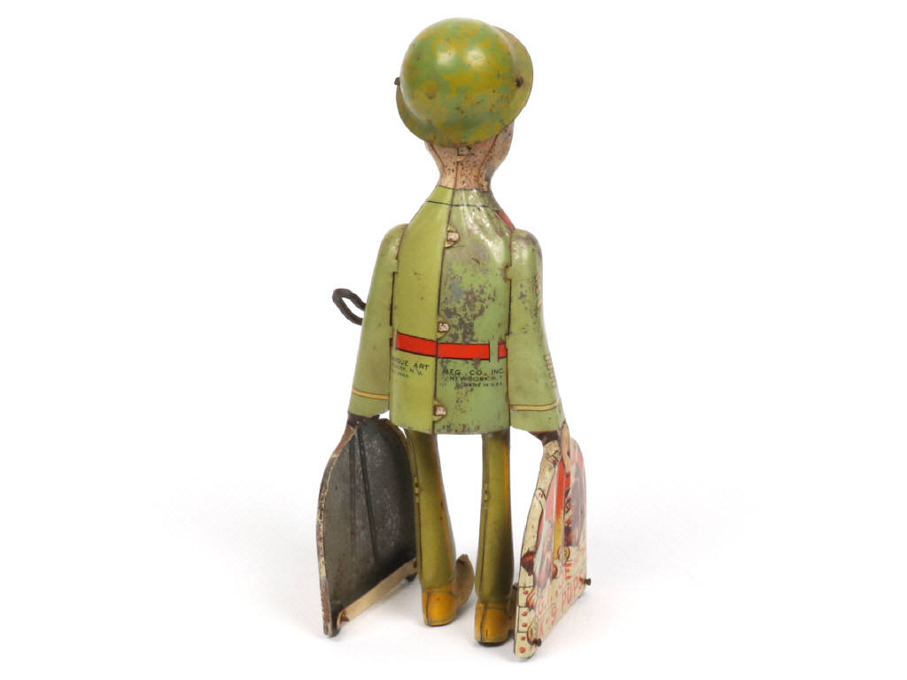 Lot 69 - UNIQUE ART MANUFACTURING CO (USA) (1)