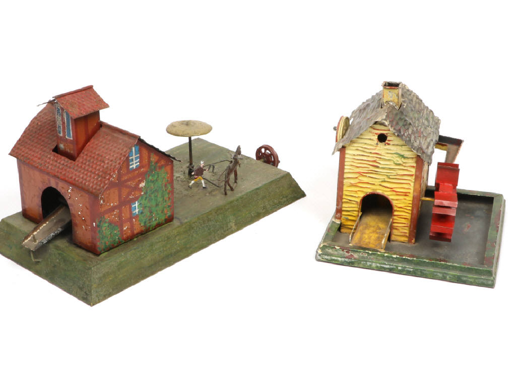 Lot 55 - DIVERS (2)