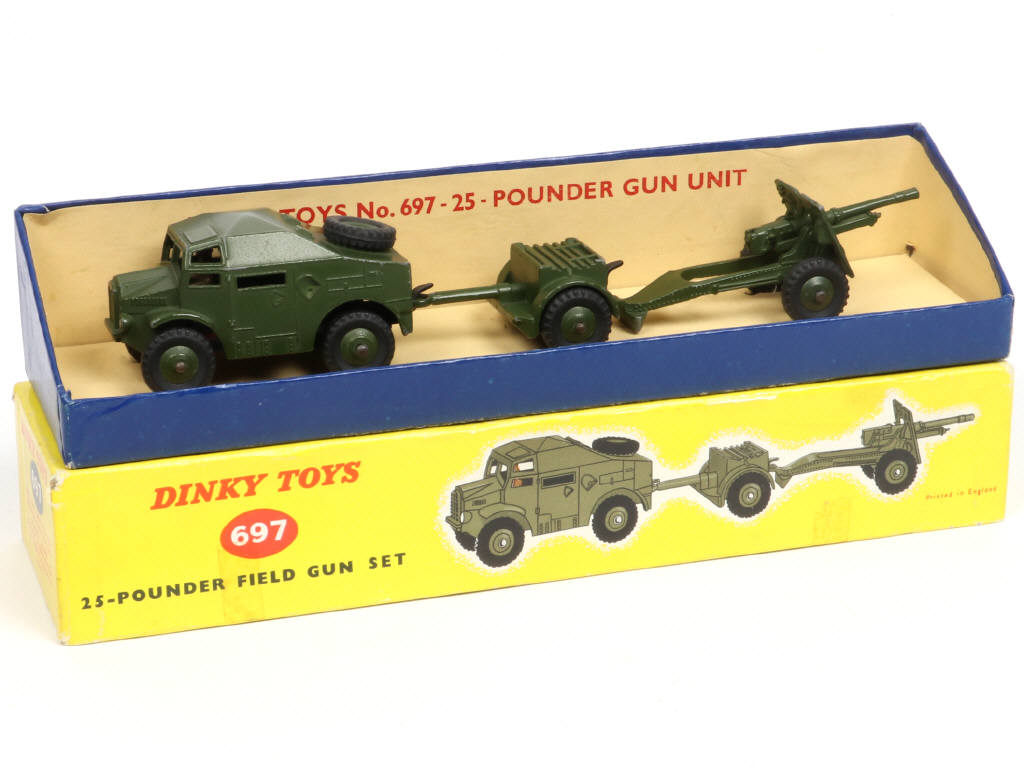 Lot 283 - DINKY TOYS (GB) (1)