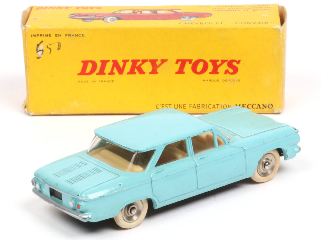 Lot 267 - DINKY TOYS (FRANCE) (1)
