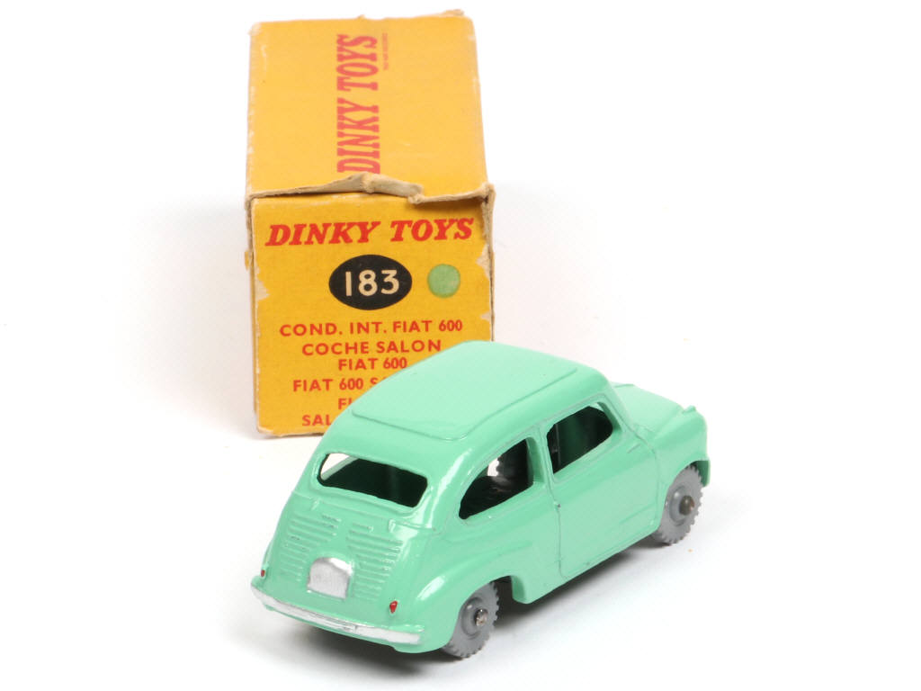 Lot 277 - DINKY TOYS (GB) (1)