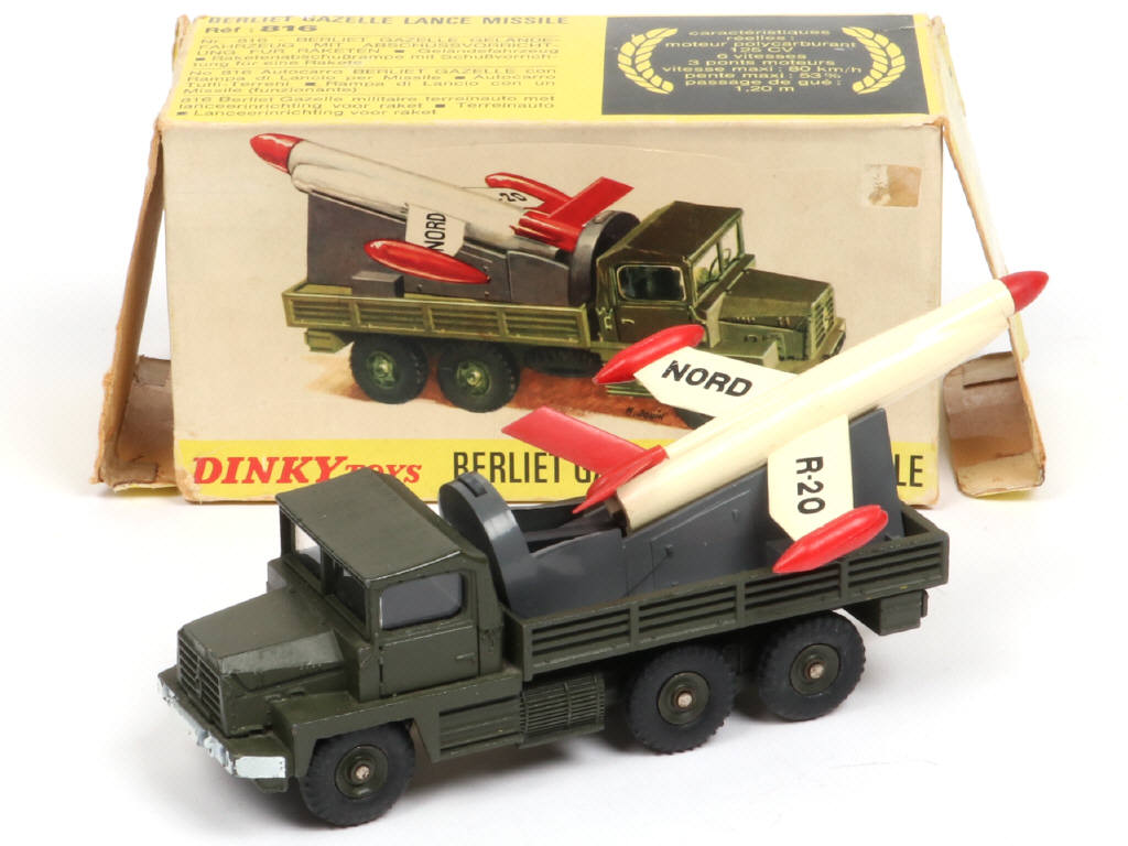 Lot 269 - DINKY TOYS (FRANCE) (1)
