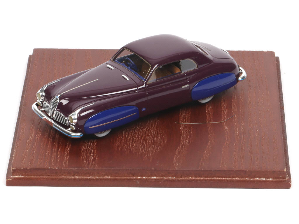 Lot 151 - LUXCAR (FRANCE) (1)