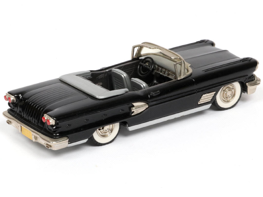 Lot 142 - BROOKLIN MODELS (GB) (1)