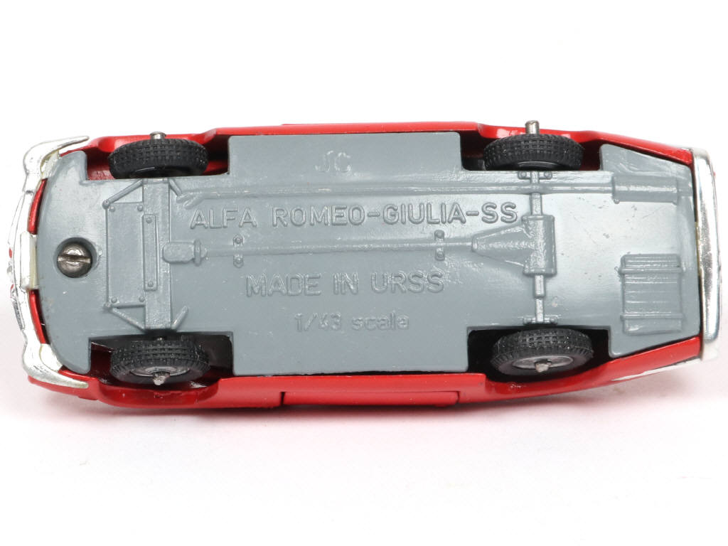 Lot 114 - DIVERS (URSS) (1)