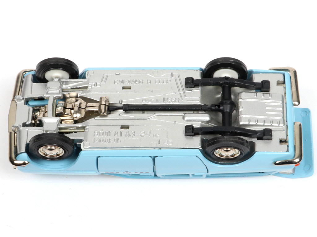 Lot 116 - DIVERS (URSS) (3)