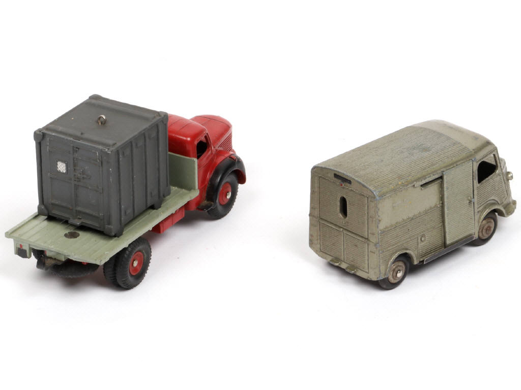 Lot 244 - DINKY TOYS (FRANCE) (2)