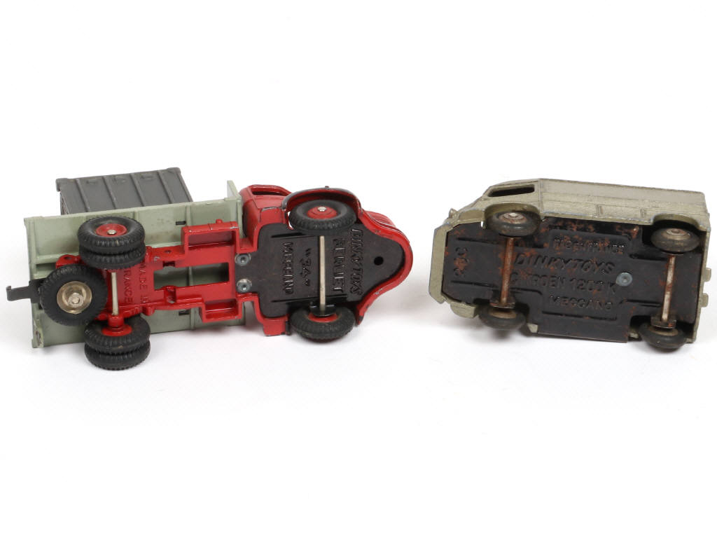 Lot 244 - DINKY TOYS (FRANCE) (2)