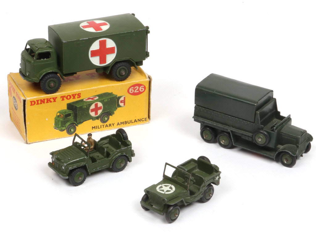 Lot 288 - DINKY TOYS (GB) (4)