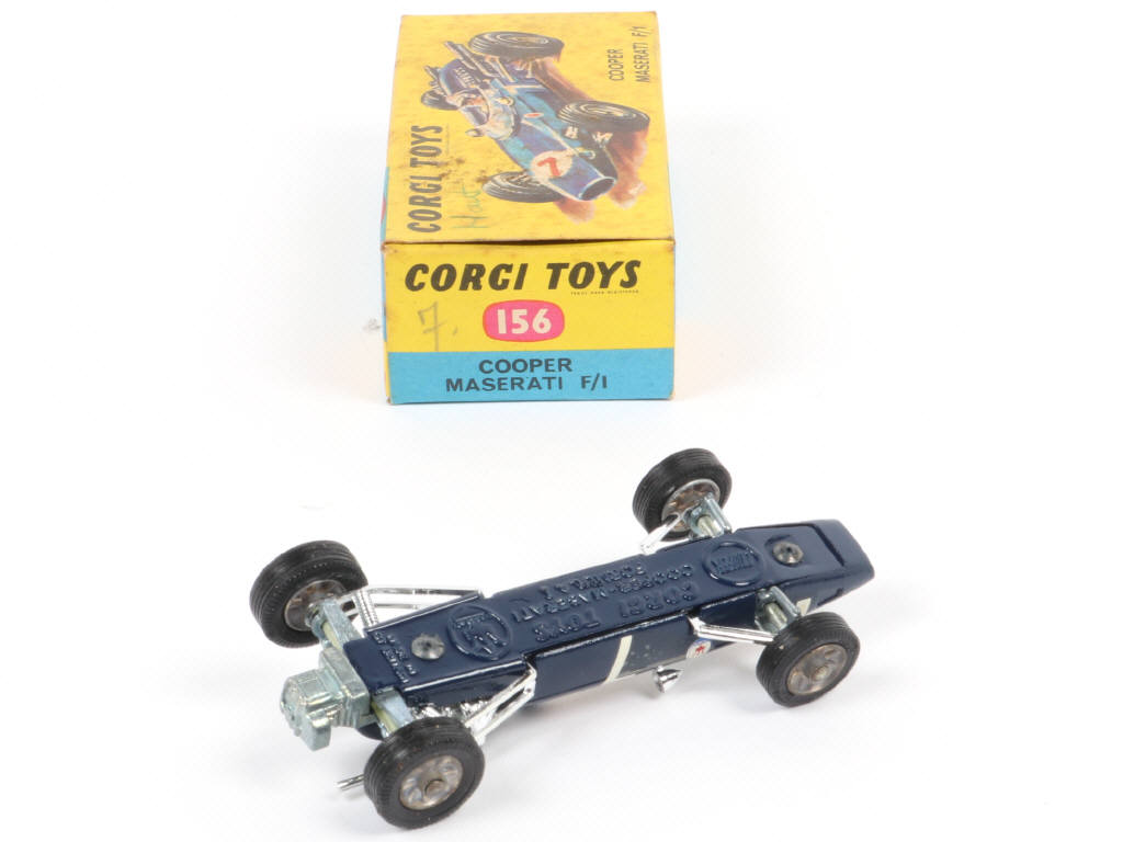 Lot 265 - CORGI TOYS (GB) (1)