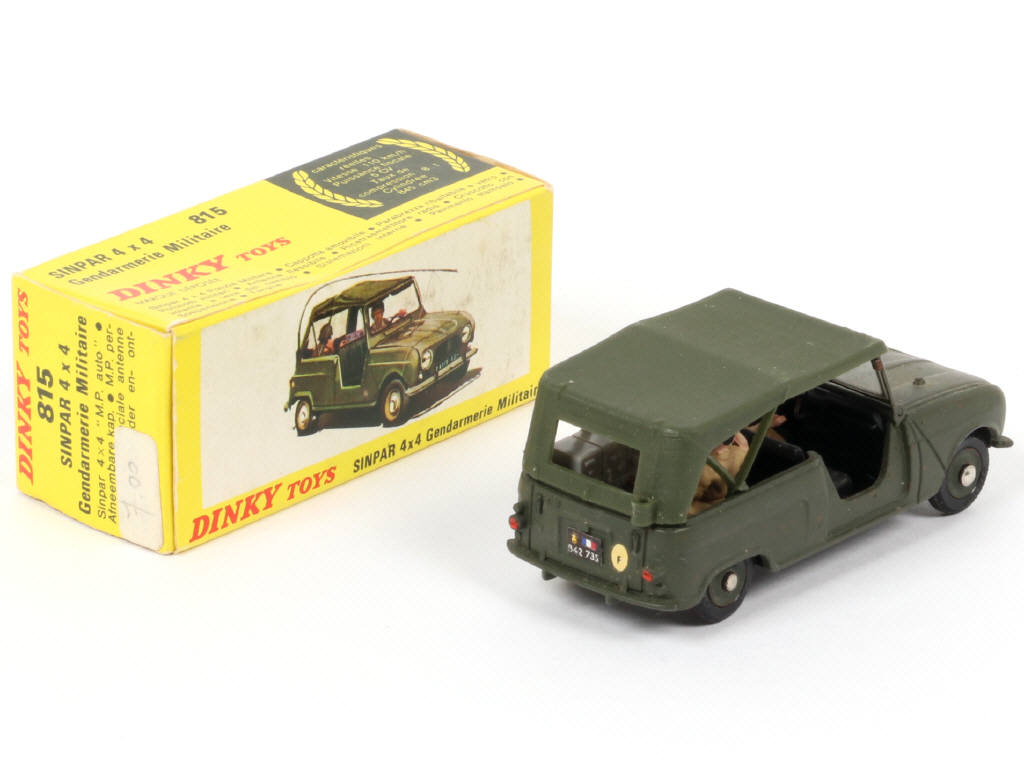 Lot 240 - DINKY TOYS (FRANCE) (1)