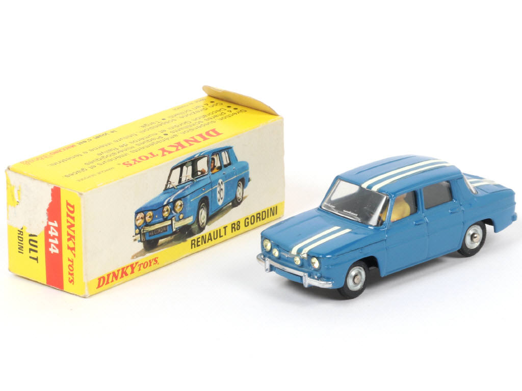 Lot 235 - DINKY TOYS (FRANCE) (1)