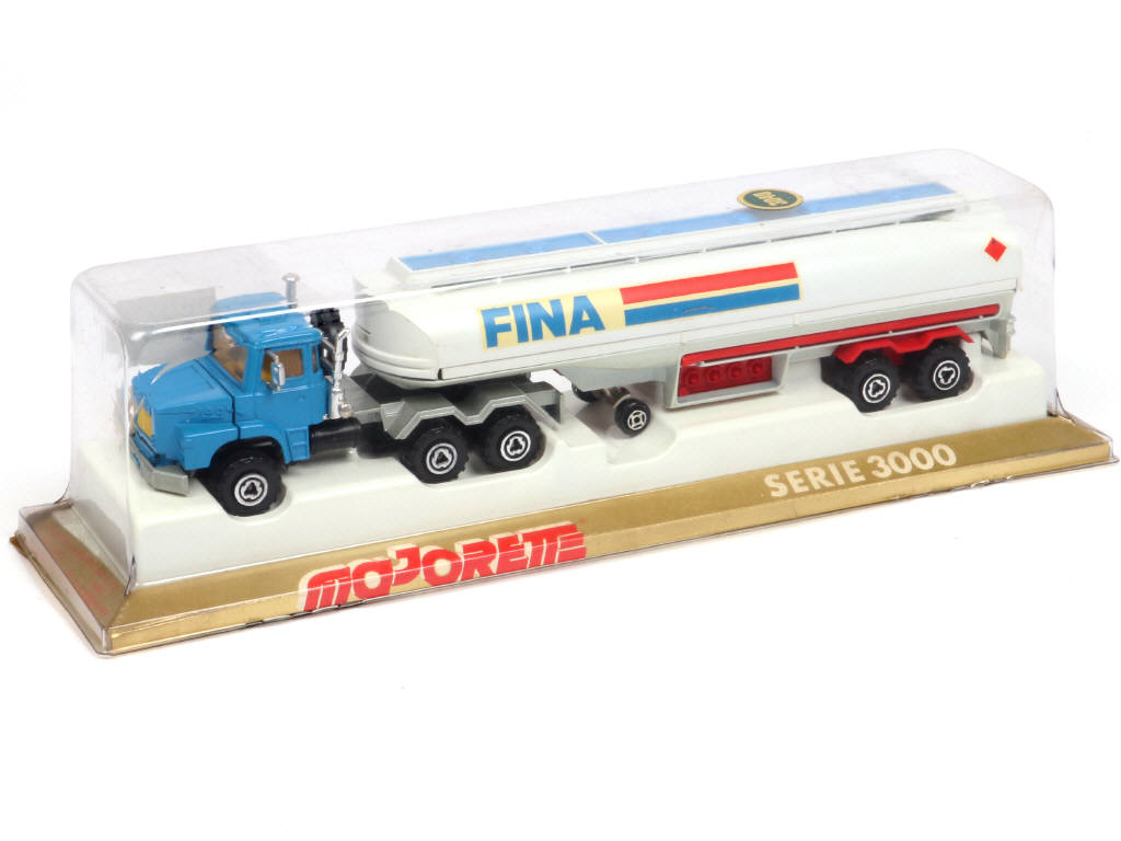 Lot 224 - MAJORETTE (FRANCE) (1)