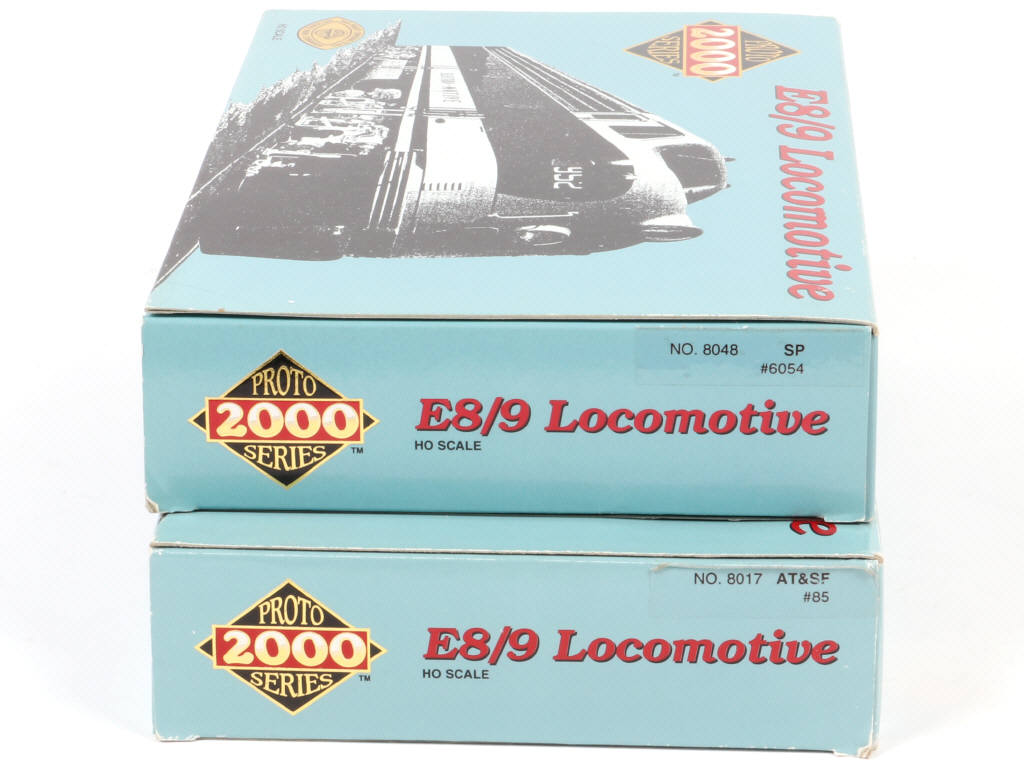 Lot 43 - PROTO 2000 SERIES 'HO' (2)