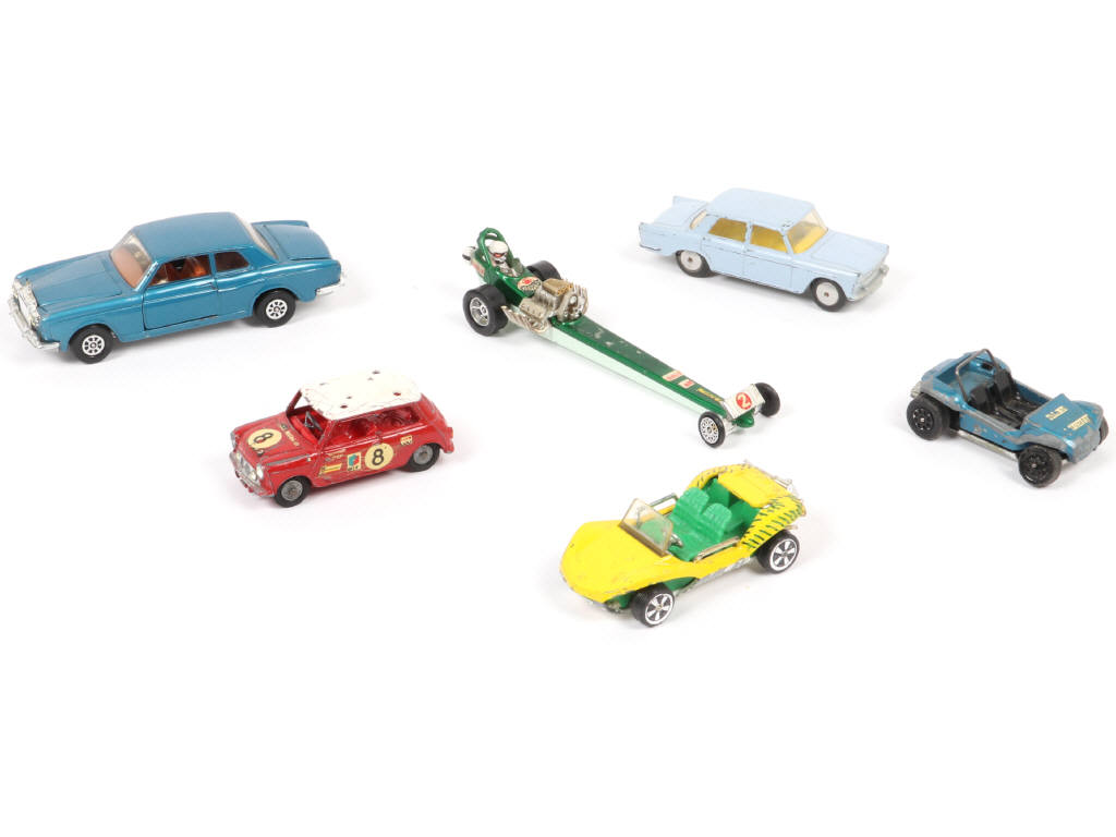 Lot 246 - CORGI TOYS (GB) (6)
