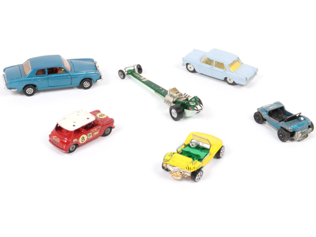 Lot 246 - CORGI TOYS (GB) (6)