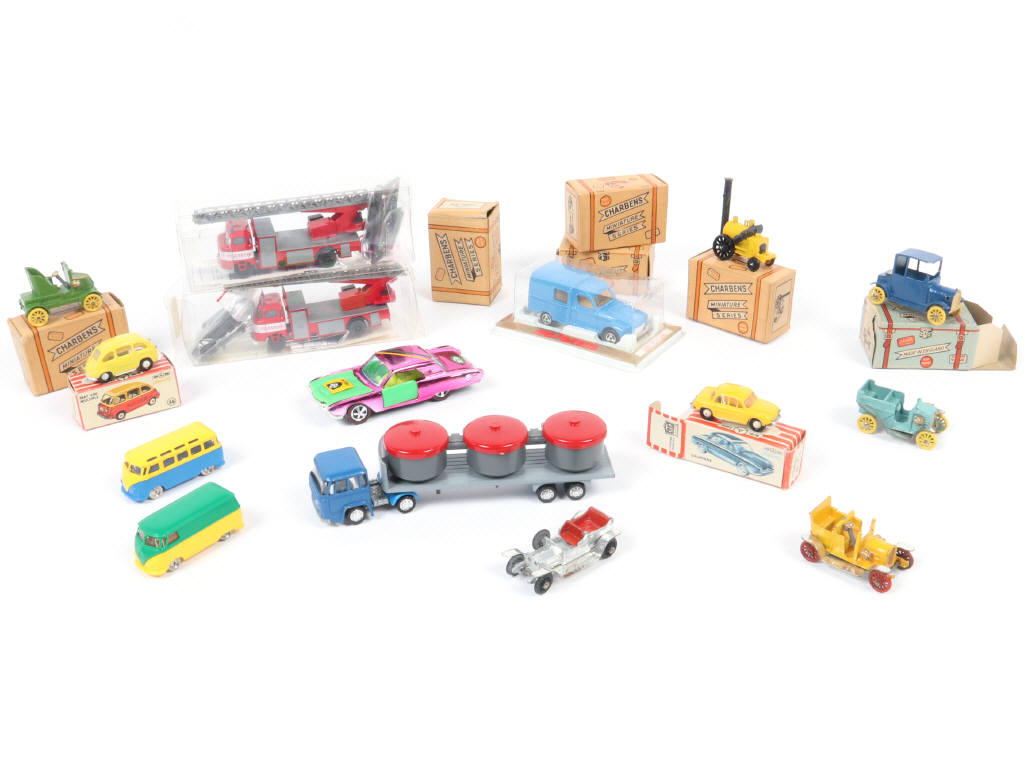 Lot 284 - DIVERS (15)