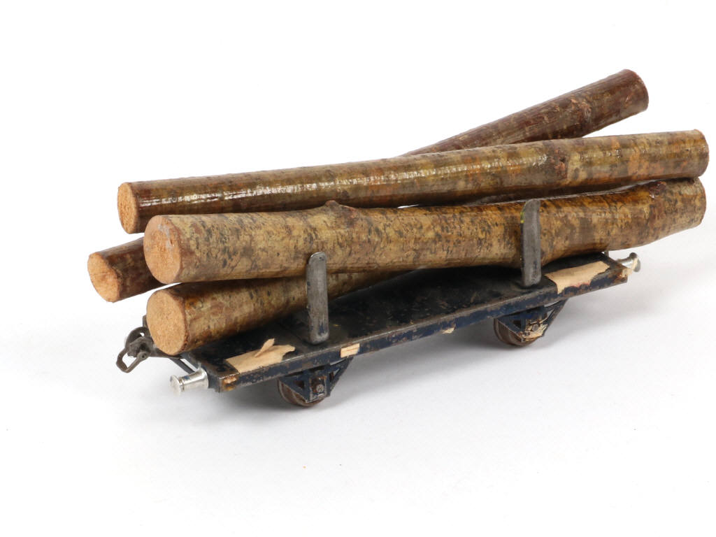 Lot 283 - DIVERS (12)