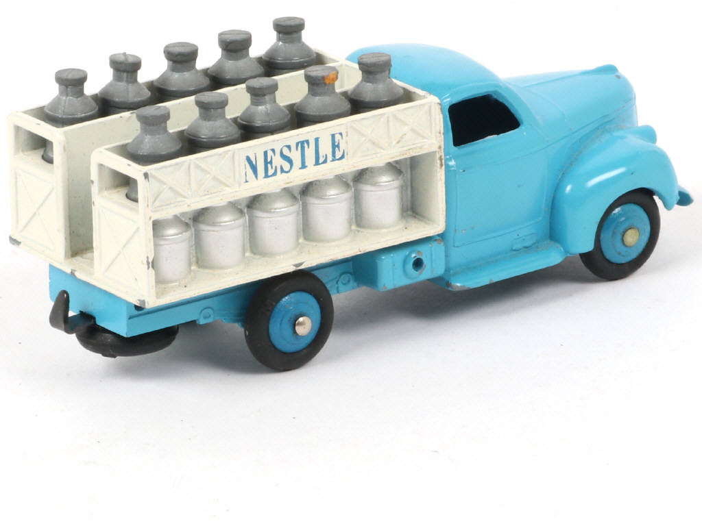 Lot 202 - DINKY TOYS (FRANCE) (1)