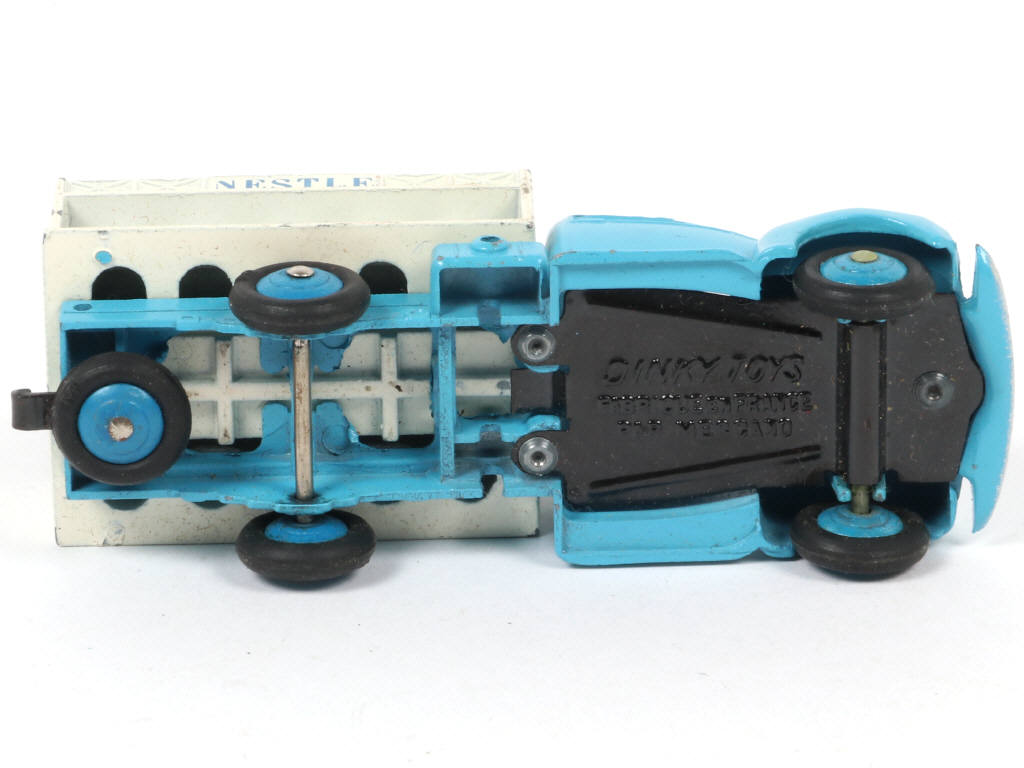 Lot 202 - DINKY TOYS (FRANCE) (1)