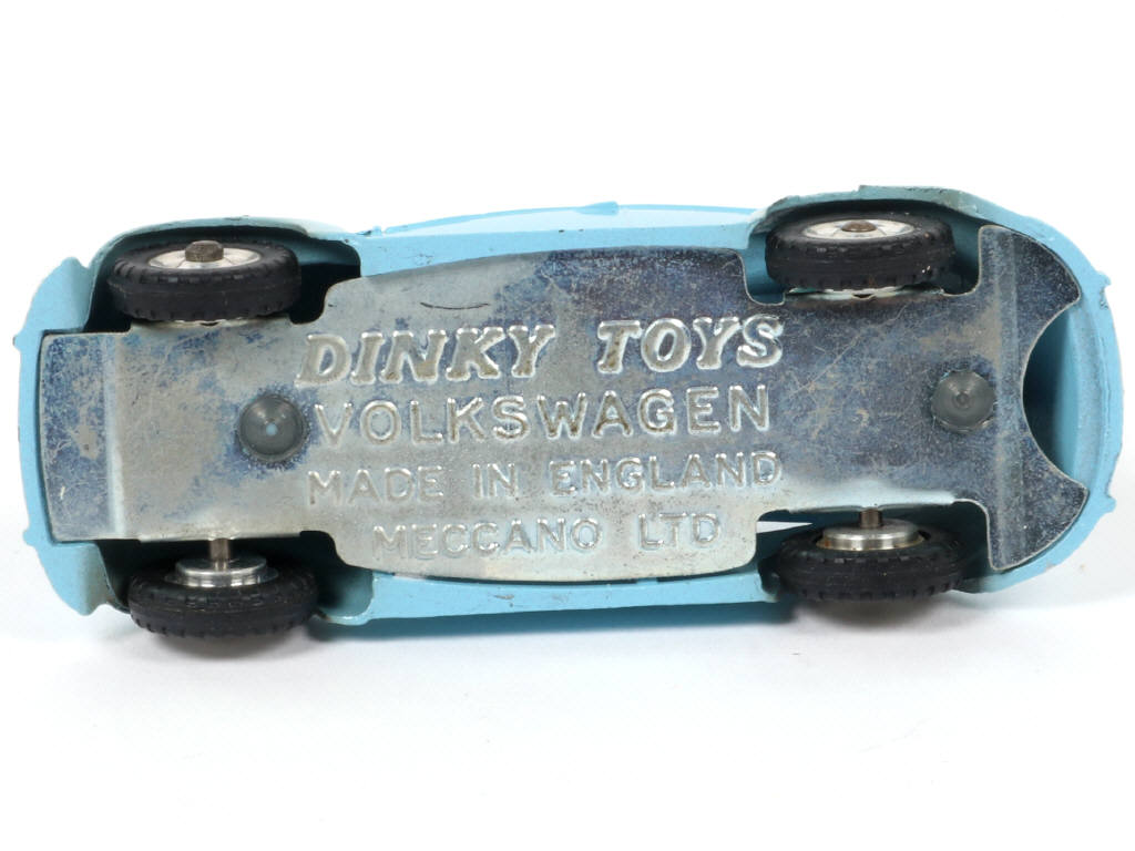 Lot 250 - DINKY TOYS (GB) (1)