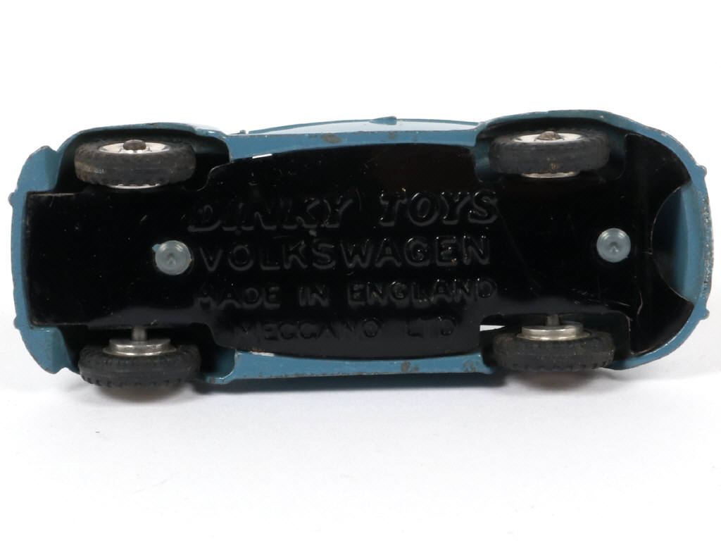 Lot 252 - DINKY TOYS (GB) (1)
