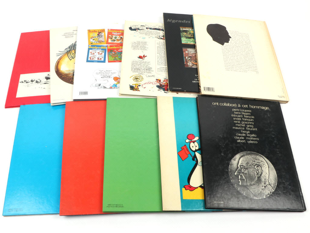 Lot 187 - DIVERS (11)