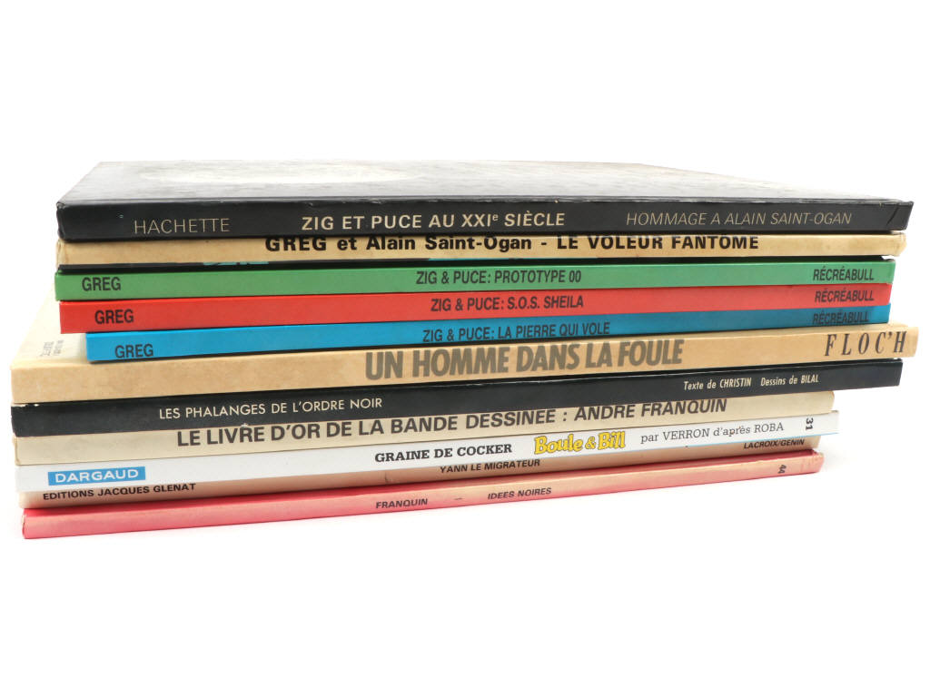 Lot 187 - DIVERS (11)