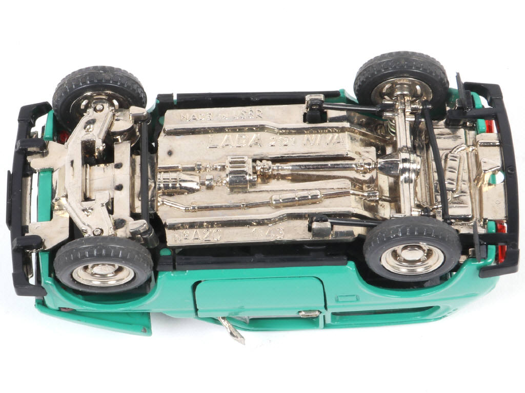 Lot 75 - DIVERS (URSS) (2)