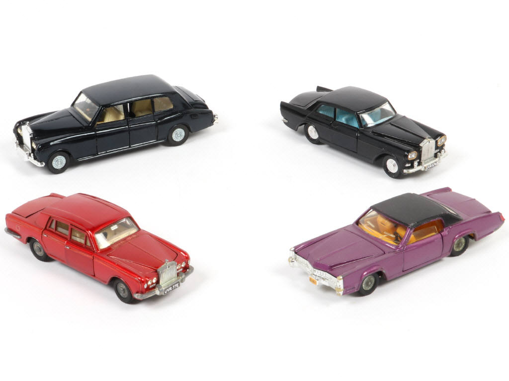 Lot 176 - DINKY TOYS (GB) (4)